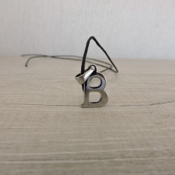 CORD NECKLACE LETTER  B