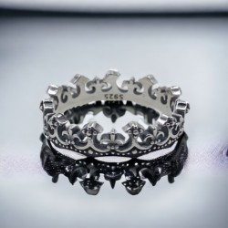 SLVRG0011  Crown Ring...